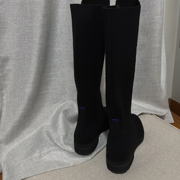 NEW Rothy’s “Tall Lug” Boot-Black Onyx-9.5-Pull On-Merino Wool Knit-Waterproof - Picture 4 of 16